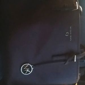 Michael kores marron purse